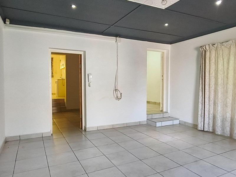 7 Bedroom Property for Sale in Mthata Eastern Cape